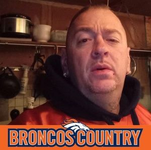 Meet your Posher, Angelo